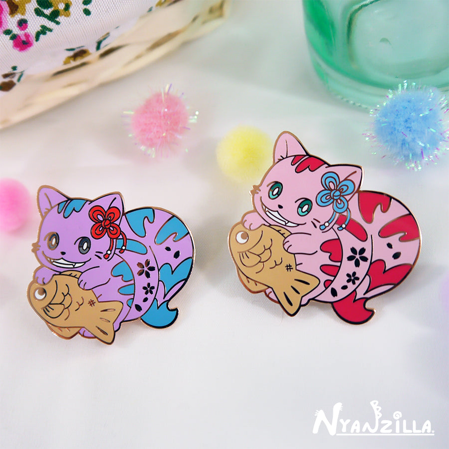 Alice in Kyoto Wonderland: Cheshire Cat Enamel Pin