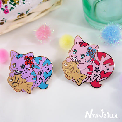 Alice in Kyoto Wonderland: Cheshire Cat Enamel Pin
