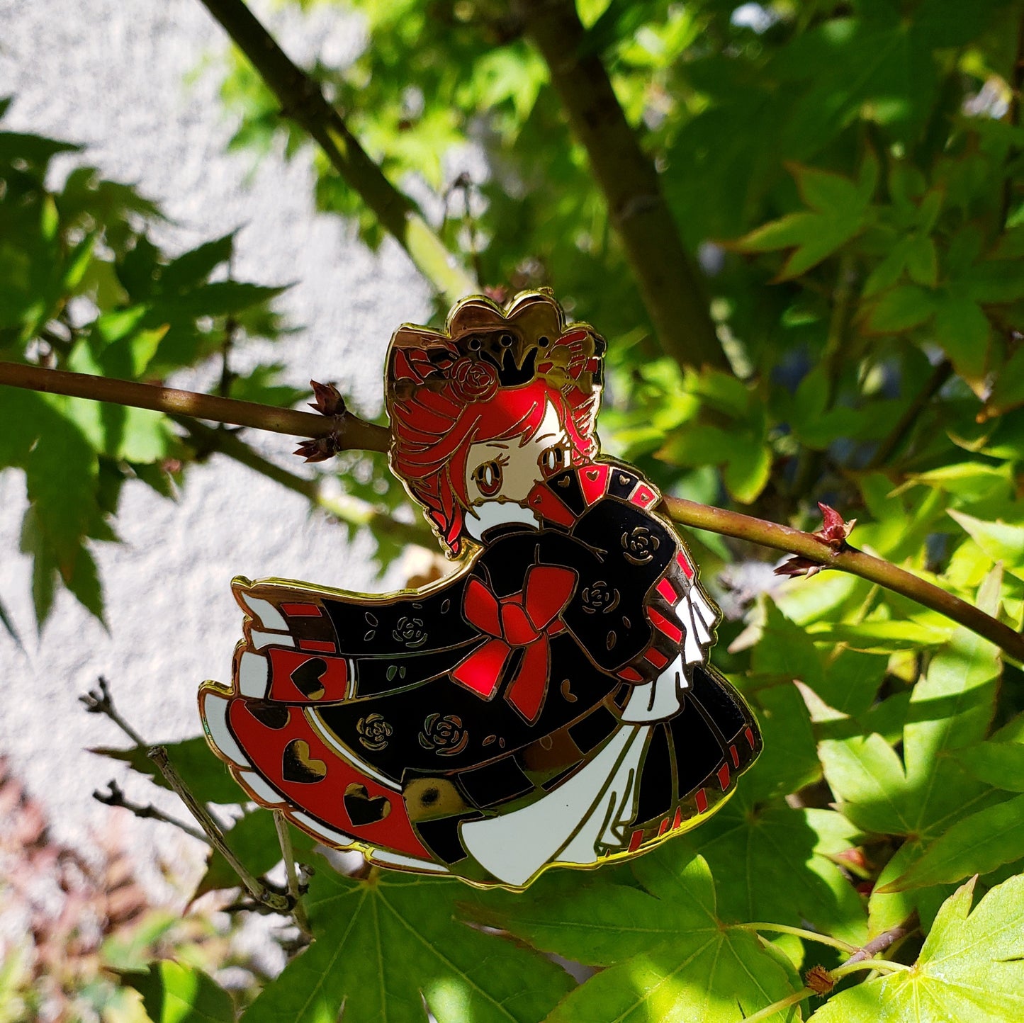 Alice in Kyoto Wonderland Queen of Hearts Enamel Pin